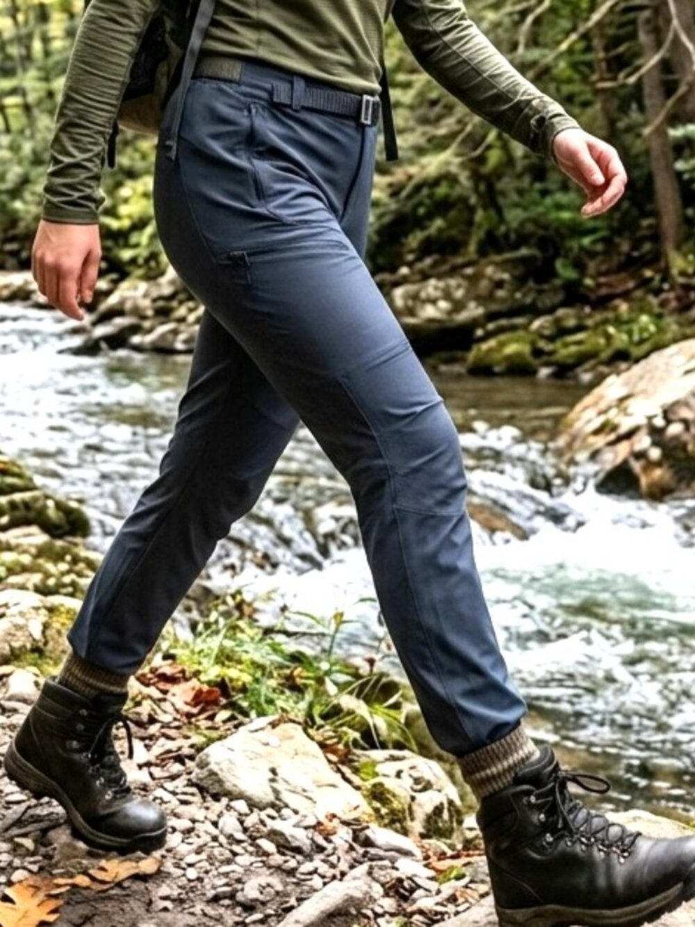 Columbia Titanium Womens Adventure Pants 12 Blue Omni Shield Stretch Outdoors